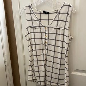 FINAL MARKDOWN Ladies Fifty Street Tunic-style Top (S)